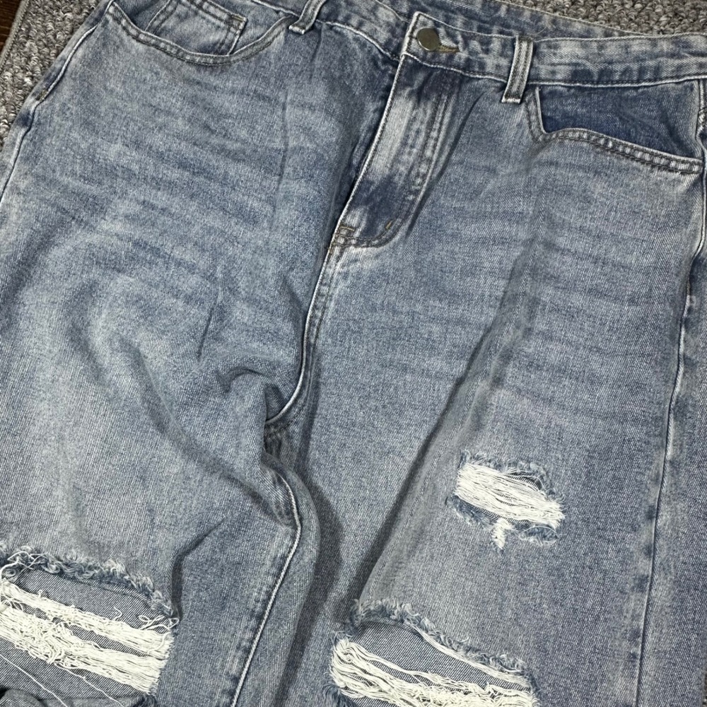 Cider Women XL Light Wash Distressed Wide Leg Jeans Raw Hem High Rise